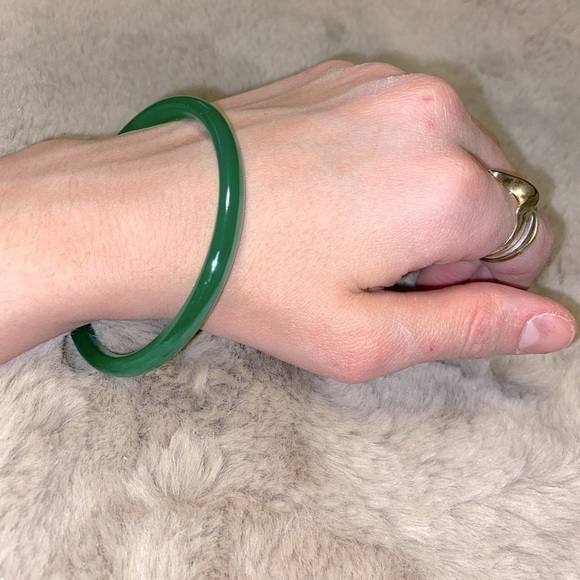 GREEN Agate Bangle Thin Rounded 6mm Width 7.75 - 8” Bracelets - Picture 2 of 2
